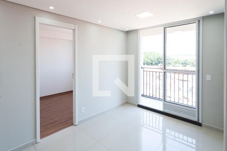 Sala de apartamento para alugar com 2 quartos, 35m² em Socorro, São Paulo