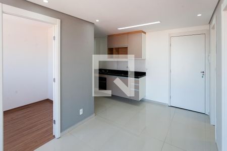 Sala de apartamento para alugar com 2 quartos, 35m² em Socorro, São Paulo
