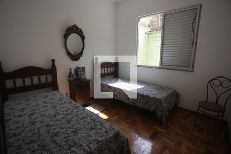 Casa à venda com 240m², 4 quartos e 1 vagaquarto 3