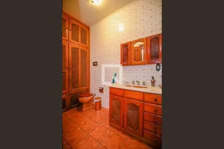 Casa à venda com 470m², 4 quartos e 4 vagasLavabo