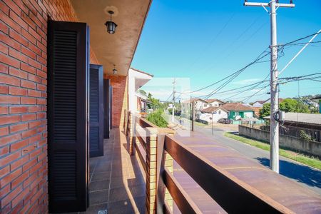 Casa à venda com 470m², 4 quartos e 4 vagasQuarto 4 - Suíte
