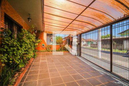 Casa à venda com 470m², 4 quartos e 4 vagasGaragem