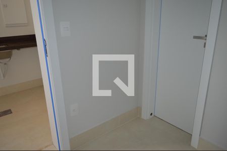 Apartamento para alugar com 177m², 5 quartos e 4 vagasQuarto de Serviço