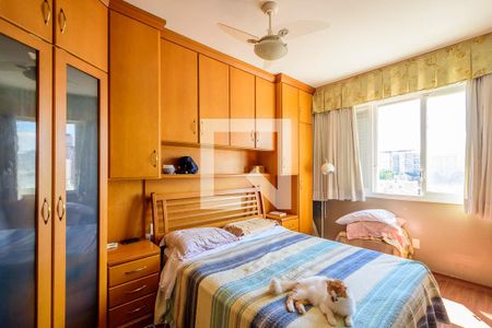 Quarto 1 de apartamento à venda com 3 quartos, 100m² em Centro Histórico, Porto Alegre