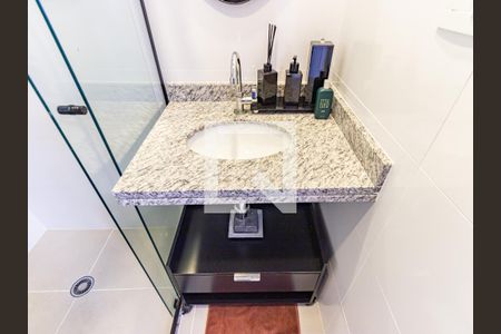 Apartamento para alugar com 49m², 2 quartos e 1 vaga Apartamento para alugar com 49m², 2 quartos e 1 vagaBanheiro