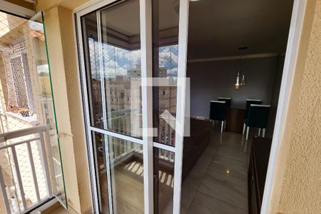 Apartamento para alugar com 65m², 3 quartos e 2 vagasVaranda