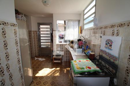 Casa à venda com 173m², 2 quartos e 2 vagasCozinha