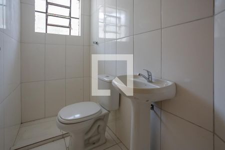 Banheiro 1 de casa à venda com 3 quartos, 250m² em Sarandi, Porto Alegre