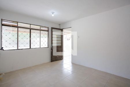 Sala/Cozinha de casa para alugar com 3 quartos, 250m² em Sarandi, Porto Alegre