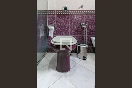 Banheiro de casa à venda com 3 quartos, 274m² em Estrela Dalva, Belo Horizonte