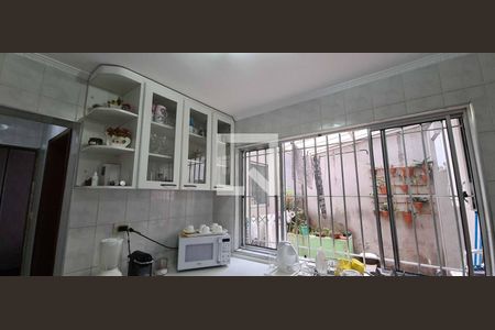 Casa à venda com 200m², 3 quartos e 2 vagasCozinha 