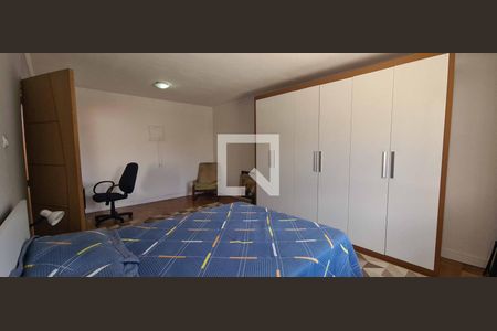 Casa à venda com 200m², 3 quartos e 2 vagasQuarto