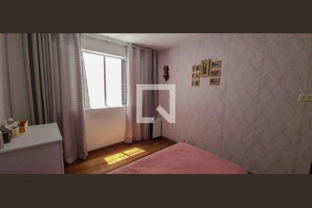 Casa à venda com 200m², 3 quartos e 2 vagasQuarto