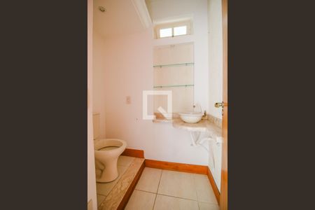 Apartamento à venda com 130m², 2 quartos e 1 vagaLavabo