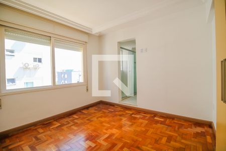 Quarto 1 de apartamento para alugar com 2 quartos, 130m² em Santo Antônio, Porto Alegre