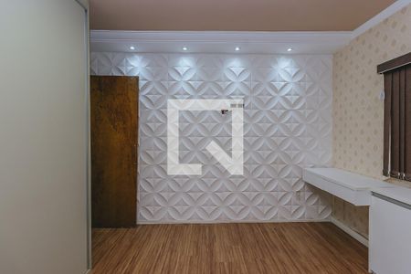 Casa para alugar com 100m², 3 quartos e 2 vagasSuíte