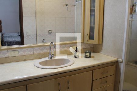 Casa à venda com 126m², 3 quartos e 2 vagasSuíte 2