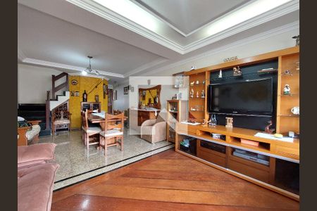 Sala de casa para alugar com 3 quartos, 250m² em Jardim da Campina, São Paulo