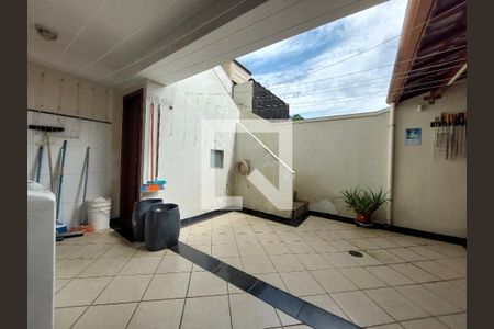 Casa para alugar com 250m², 3 quartos e 4 vagasLavanderia