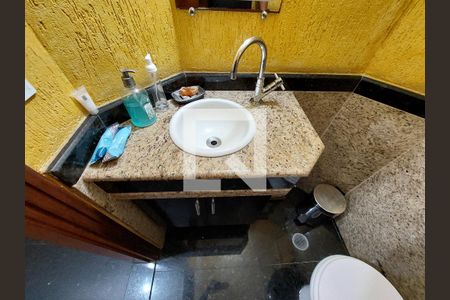 Casa para alugar com 250m², 3 quartos e 4 vagasLavabo social