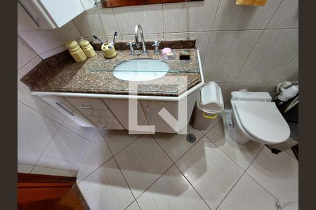 Casa para alugar com 250m², 3 quartos e 4 vagasBanheiro 1