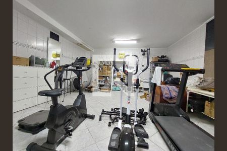 Casa para alugar com 250m², 3 quartos e 4 vagasAcademia 