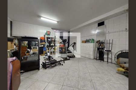 Casa para alugar com 250m², 3 quartos e 4 vagasAcademia 