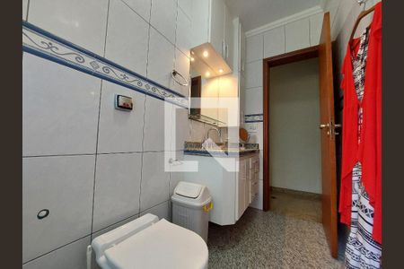 Casa para alugar com 250m², 3 quartos e 4 vagasBanheiro 2
