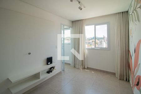 Apartamento para alugar com 45m², 1 quarto e 1 vagaSala