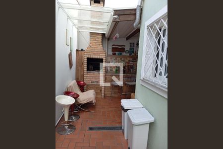 Casa à venda com 175m², 3 quartos e 4 vagas Casa à venda com 175m², 3 quartos e 4 vagasÁrea comum