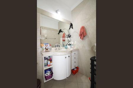 Casa de condomínio à venda com 340m², 5 quartos e 3 vagasBanheiro do Quarto 3 (suíte)