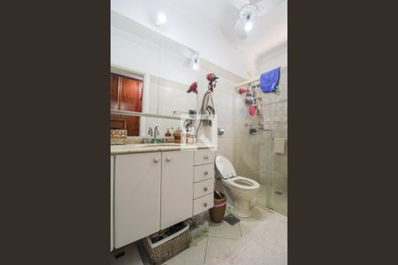 Casa de condomínio à venda com 340m², 5 quartos e 3 vagasBanheiro do Quarto 4 (suíte)