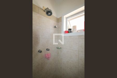 Casa de condomínio à venda com 340m², 5 quartos e 3 vagasBanheiro do Quarto 2 (suíte)