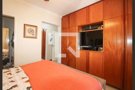 Casa de condomínio à venda com 340m², 5 quartos e 3 vagasQuarto 4 (suíte)