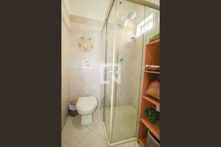 Casa de condomínio à venda com 340m², 5 quartos e 3 vagasBanheiro do Quarto 5 (suíte)