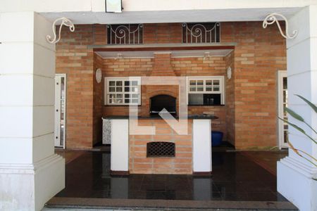 Casa de condomínio à venda com 340m², 5 quartos e 3 vagasÁrea comum - Salão de festas