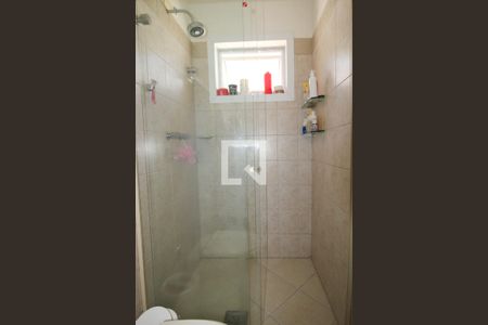 Casa de condomínio à venda com 340m², 5 quartos e 3 vagasBanheiro do Quarto 2 (suíte)