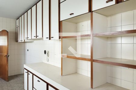 Apartamento à venda com 270m², 4 quartos e 2 vagascozinha