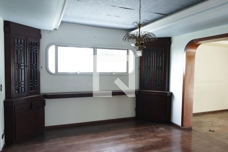 Apartamento à venda com 270m², 4 quartos e 2 vagassala