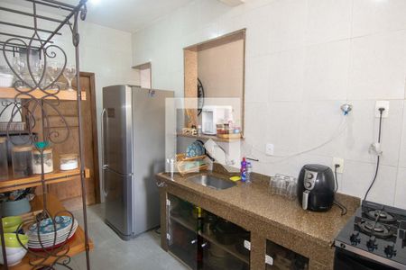 Apartamento para alugar com 76m², 2 quartos e sem vagaCozinha