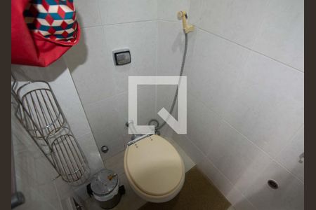 Apartamento para alugar com 76m², 2 quartos e sem vagaBanheiro de serviço