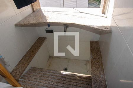 Apartamento para alugar com 76m², 2 quartos e sem vagaÁrea de Serviço