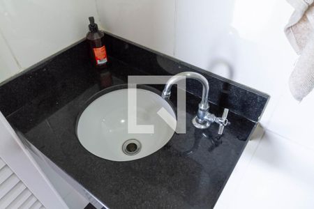 Casa para alugar com 480m², 3 quartos e 6 vagas Casa para alugar com 480m², 3 quartos e 6 vagasBanheiro da área externa