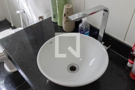 Casa para alugar com 480m², 3 quartos e 6 vagas Casa para alugar com 480m², 3 quartos e 6 vagasBanheiro social