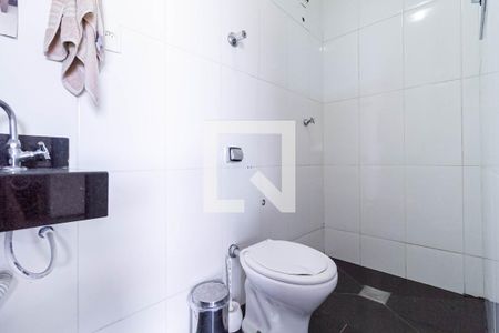 Casa para alugar com 480m², 3 quartos e 6 vagas Casa para alugar com 480m², 3 quartos e 6 vagasBanheiro da área externa