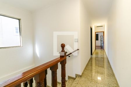Corredor de casa à venda com 3 quartos, 195m² em Penha de França, São Paulo