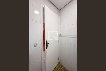 Casa à venda com 200m², 4 quartos e 3 vagas Casa à venda com 200m², 4 quartos e 3 vagasBanheiro da Suíte 2