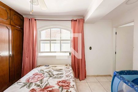 Casa à venda com 200m², 4 quartos e 3 vagas Casa à venda com 200m², 4 quartos e 3 vagasSuíte 2