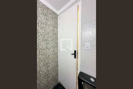 Casa à venda com 200m², 4 quartos e 3 vagas Casa à venda com 200m², 4 quartos e 3 vagasLavabo