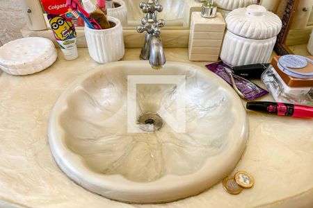 Casa à venda com 200m², 4 quartos e 3 vagas Casa à venda com 200m², 4 quartos e 3 vagasBanheiro da Suíte 1